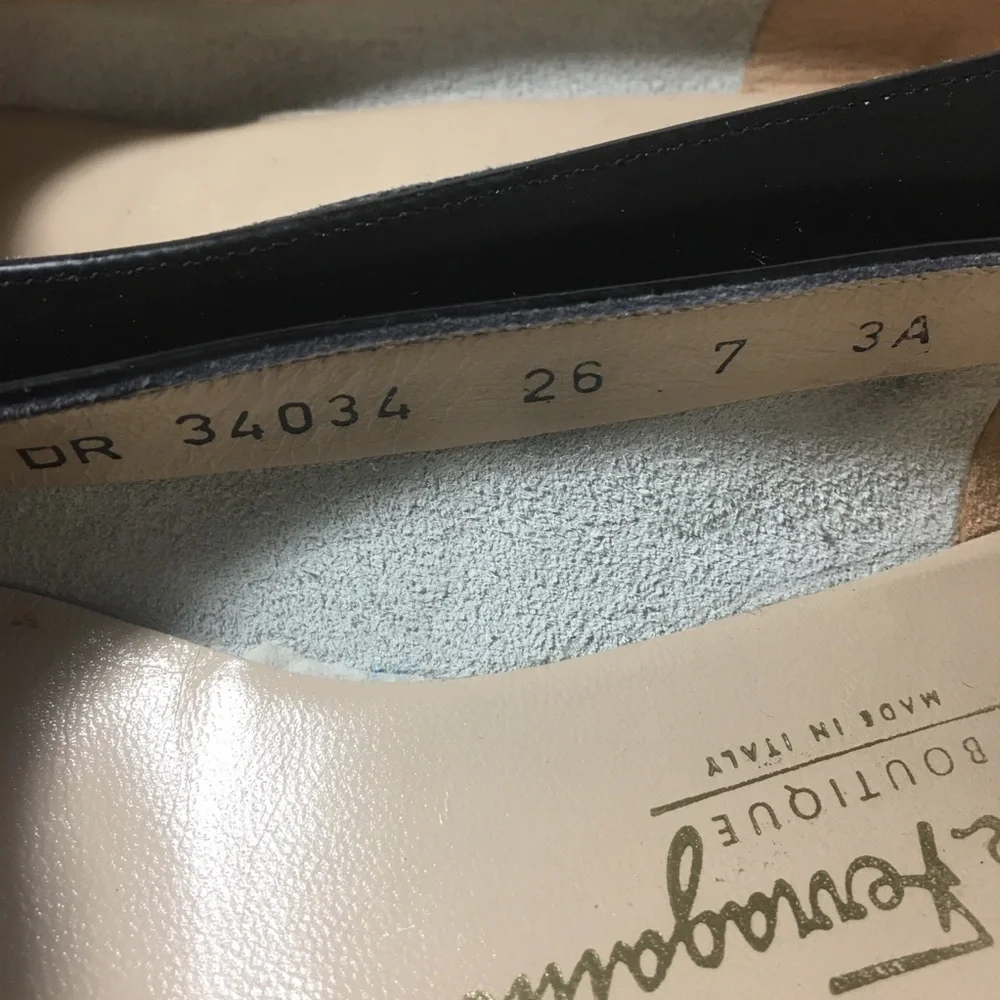 SALVATORE FERRAGAMO SHOES - Picture 5 of 6